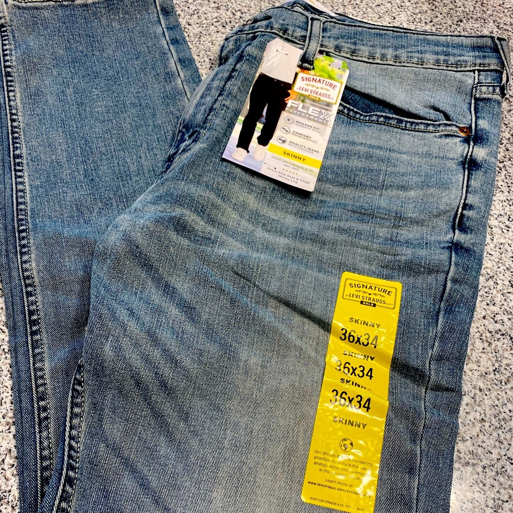 New men’s Levi’s skinny fit jeans